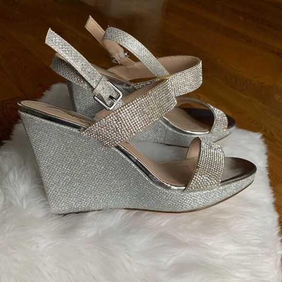 Nina Rhinestone Embellished‎ Sandals - Picture 4 of 11